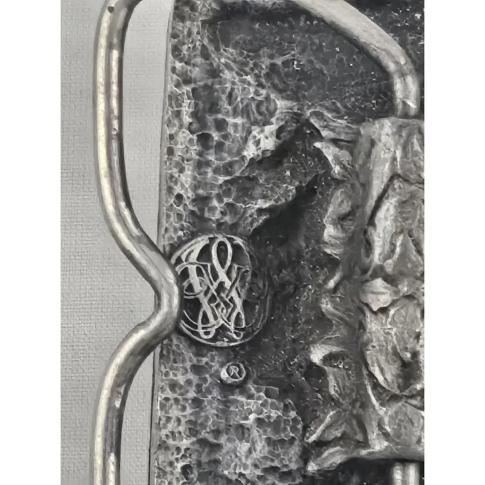 1983 Siskiyou Buckle Company Belt Buckle Deer Rutting A-27